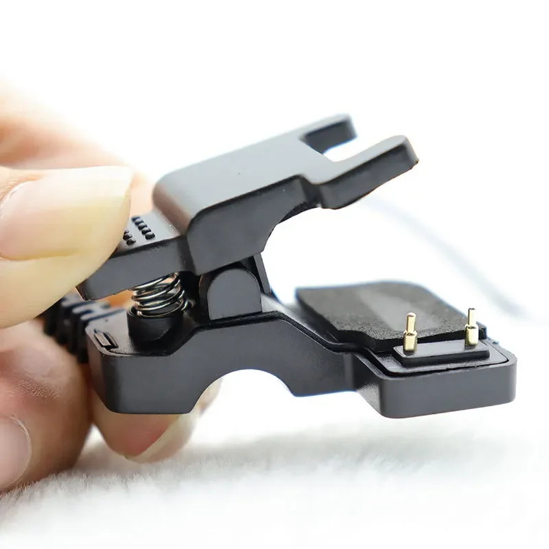 Universeller Clip-Ladegerät 2- – Watch X7 Bewertung und Preis