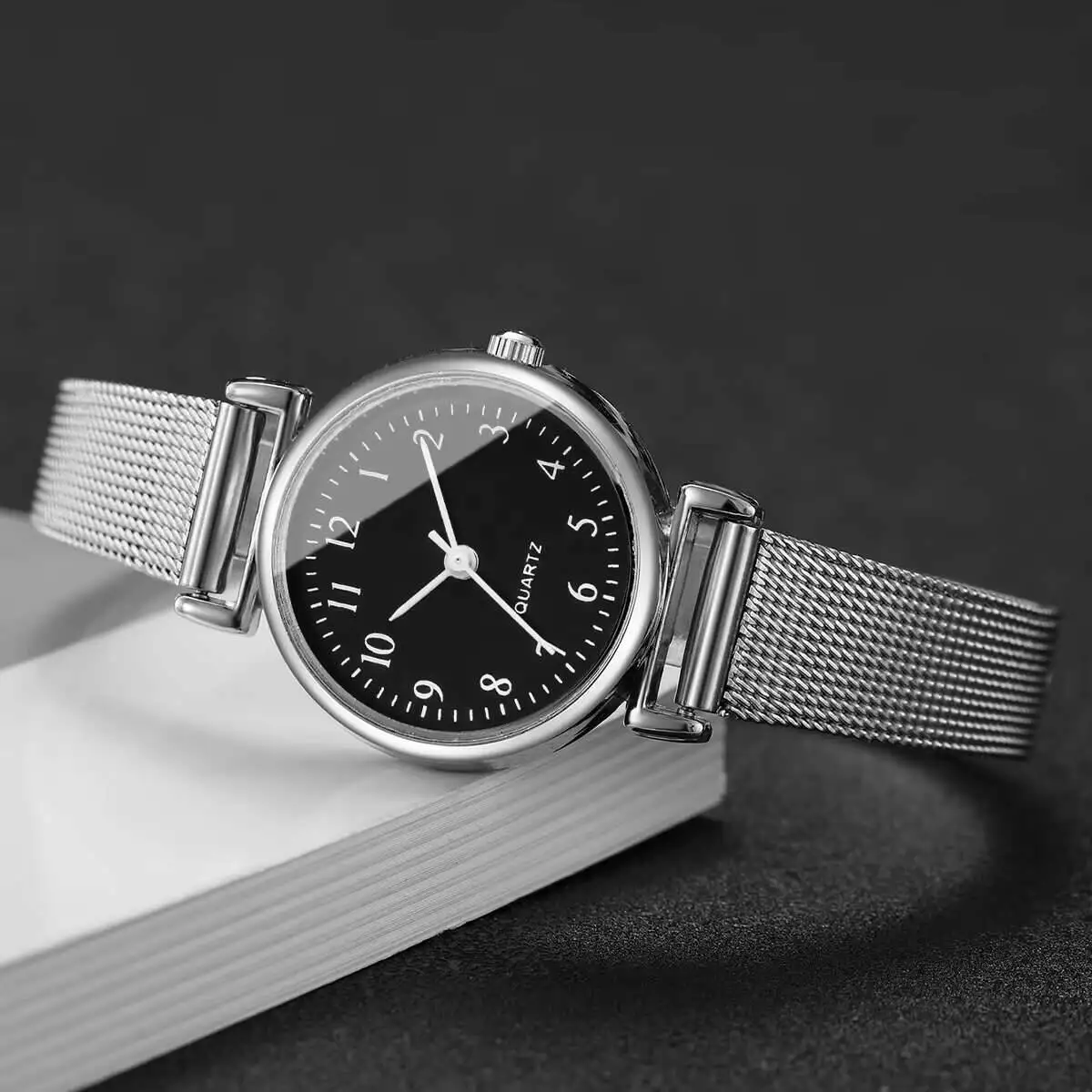 1/2 Stück modische Damenuhren, – Mesh Stainless Strap Bewertung und Preis